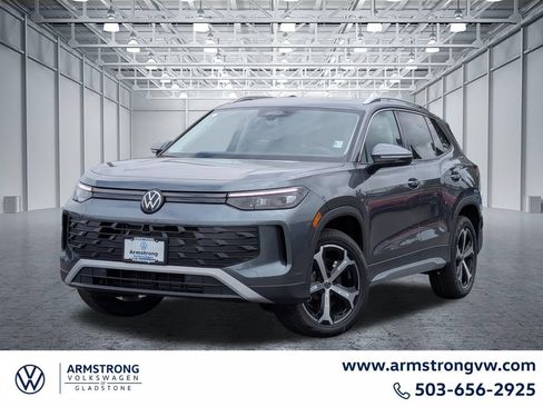 New 2026 Volkswagen Tiguan SE AWD/4WD image 1