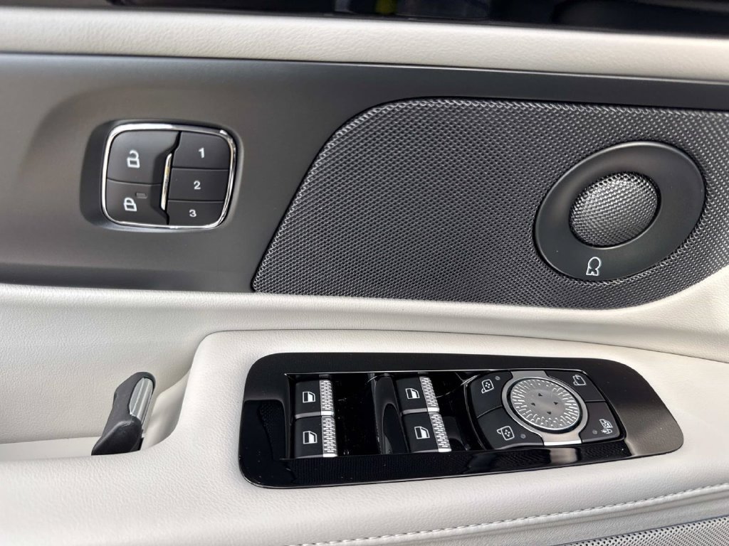 New 2026 Lincoln Nautilus Premier w/ Equipment Group 102A AWD/4WD image 19