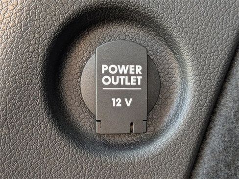 Used 2017 Porsche Macan S image 15