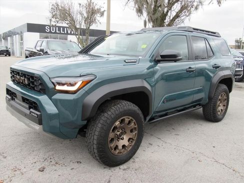 Used 2025 Toyota 4Runner Trailhunter image 3