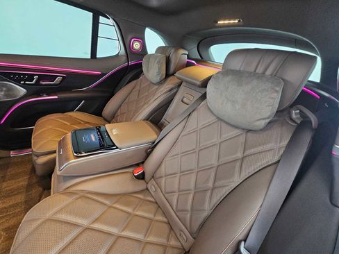 Used 2024 Mercedes-Benz Maybach EQS 680 Maybach EQS 680 image 19
