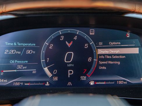 Used 2021 Chevrolet Corvette Stingray Premium Conv w/ Z51 Performance Package image 17