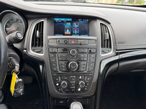 Used 2019 Buick Cascada Premium FWD image 21