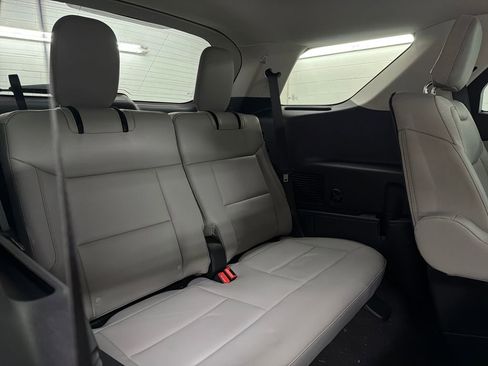 New 2026 Ford Explorer Active w/ Active Comfort Package image 31