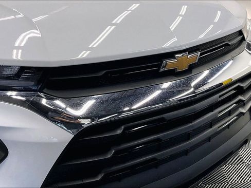 Used 2023 Chevrolet TrailBlazer LS image 27