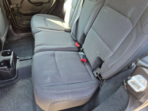 Used 2022 Jeep Wrangler Unlimited Sport AWD/4WD image 21