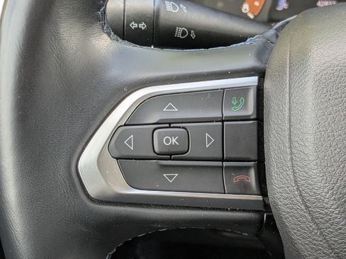 Certified 2022 Jeep Compass Latitude w/ Convenience Group FWD image 23