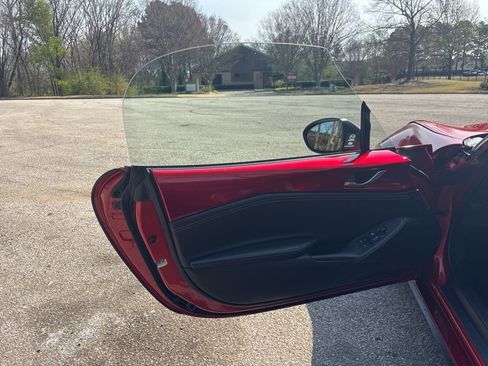 Used 2024 MAZDA MX-5 Miata Grand Touring w/ Weather Package image 10