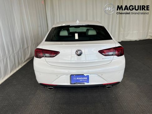 Used 2019 Buick Regal Avenir w/ Driver Confidence Package II FWD image 28