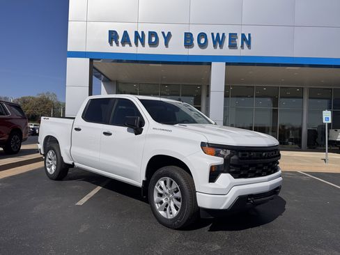 New 2025 Chevrolet Silverado 1500 Custom image 1