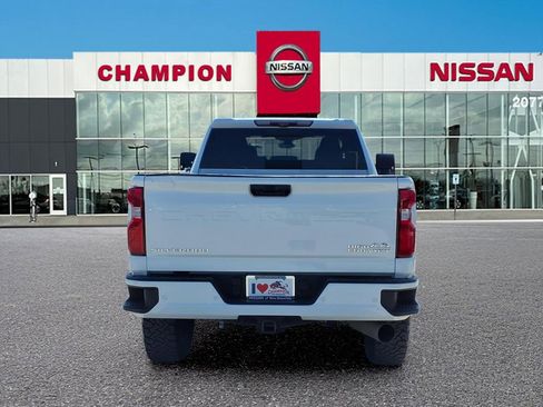 Used 2022 Chevrolet Silverado 3500 High Country w/ Z71 Off-Road Package image 6