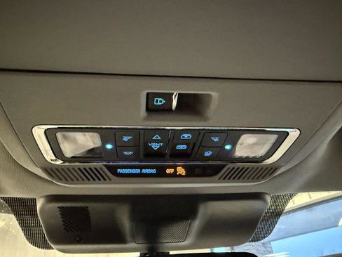 Certified 2023 Ford F150 Lariat w/ Equipment Group 502A High image 21