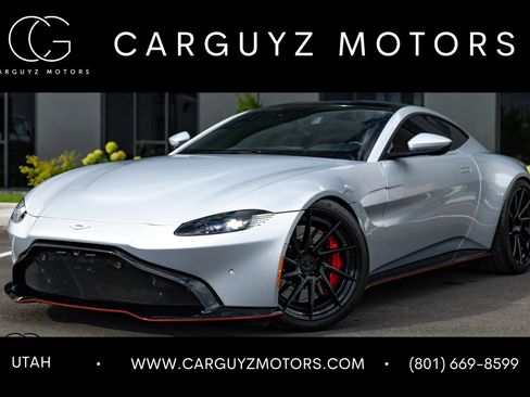 Used 2019 Aston Martin V8 Vantage Coupe RWD image 1
