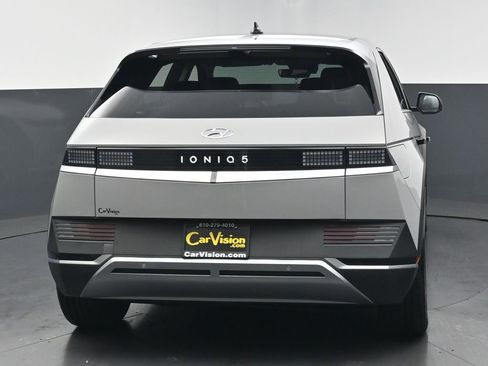 Used 2024 Hyundai Ioniq 5 SE RWD image 4