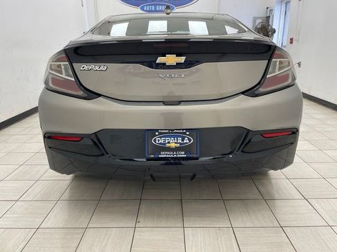 Used 2017 Chevrolet Volt LT w/ Comfort Package FWD image 21