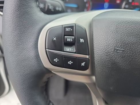 Certified 2023 Ford Explorer XLT w/ Equipment Group 202A AWD/4WD image 17