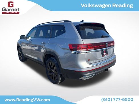 New 2026 Volkswagen Atlas SE image 3