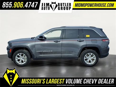 Used 2023 Jeep Grand Cherokee Limited image 2