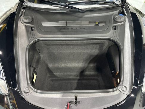 Used 2018 Porsche 718 Boxster RWD image 24