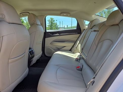 Used 2017 Buick LaCrosse Preferred FWD image 17