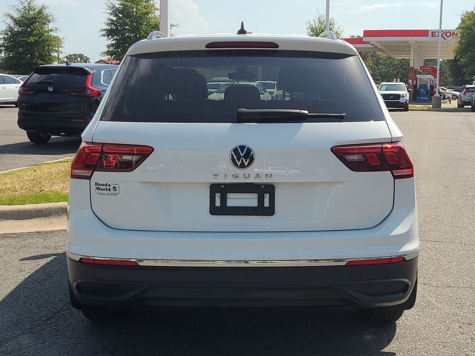 Used 2024 Volkswagen Tiguan S FWD image 4