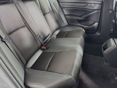 Used 2019 Honda Accord Sport image 33