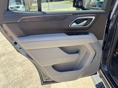 Used 2024 Chevrolet Tahoe Z71 w/ Z71 Off-Road Package image 33