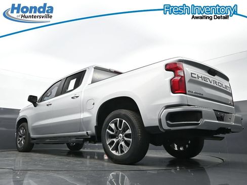 Used 2020 Chevrolet Silverado 1500 RST w/ All-Star Edition RWD image 31