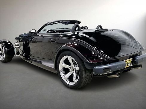 Used 2000 Plymouth Prowler image 4