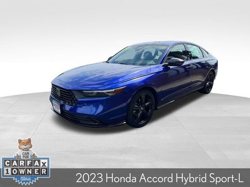 Used 2023 Honda Accord Sport image 4