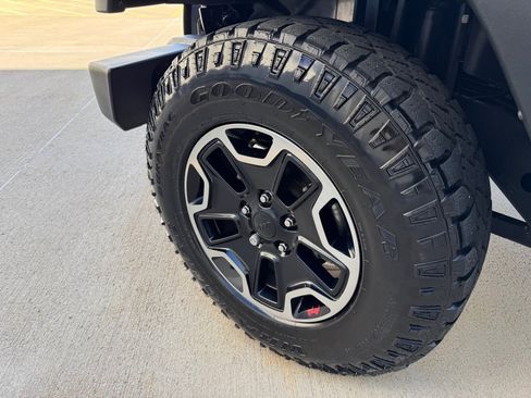 Used 2015 Jeep Wrangler Unlimited Sport w/ Quick Order Package 24S image 11