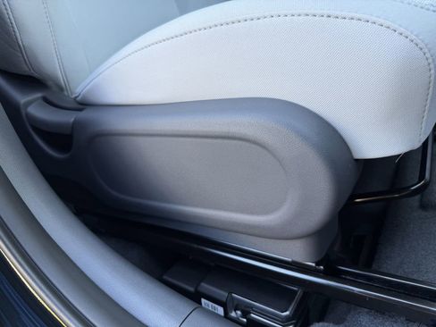 New 2026 Hyundai Kona SE image 24