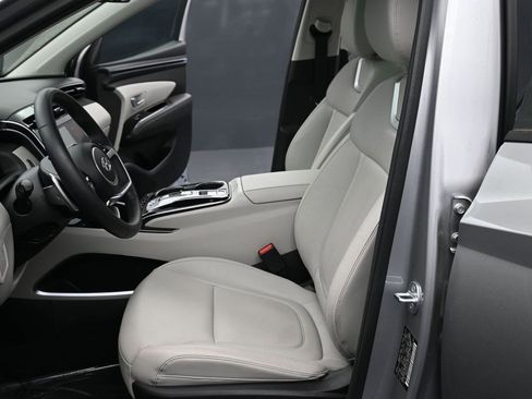 Used 2023 Hyundai Tucson Limited AWD/4WD image 14