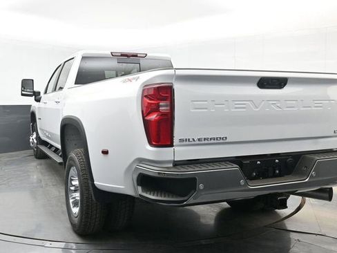 New 2026 Chevrolet Silverado 3500 LT image 12