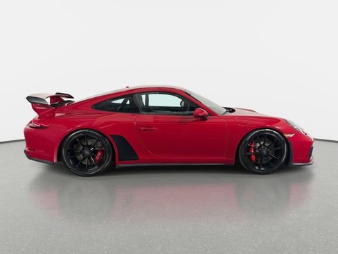 Used 2018 Porsche 911 GT3 image 2