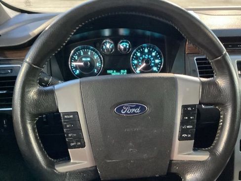 Used 2009 Ford Flex SEL FWD image 26