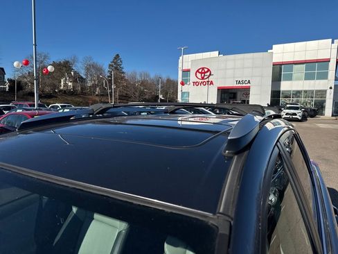 Used 2013 Toyota RAV4 Limited image 44