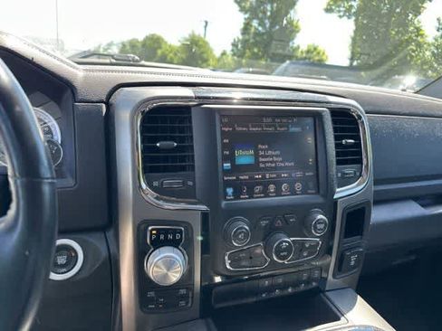 Used 2016 RAM 1500 Sport w/ Black Ram 1500 Sport Group AWD/4WD image 11