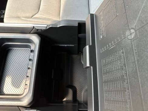 Used 2022 RAM 1500 Big Horn AWD/4WD image 25