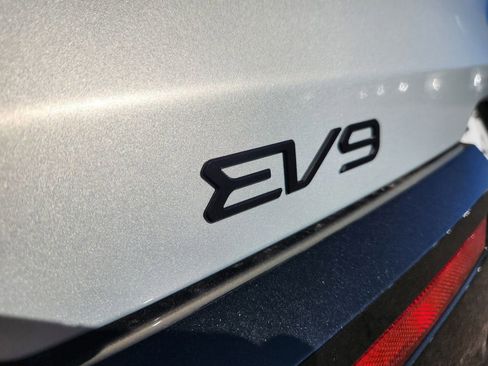 New 2026 Kia EV9 Land w/ Nightfall Edition Package image 13
