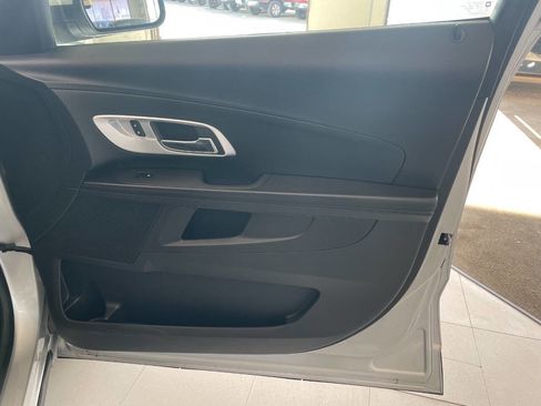 Used 2016 Chevrolet Equinox LT w/ Convenience Package image 27