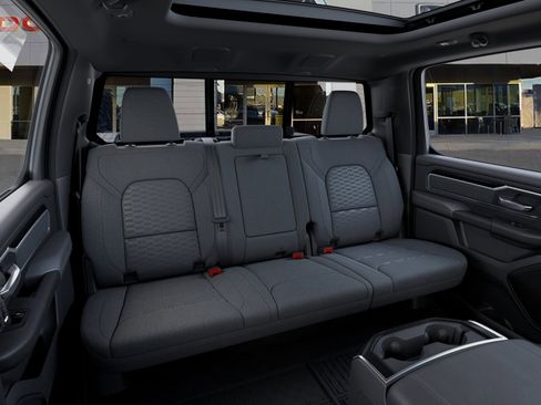 New 2026 RAM 1500 Big Horn AWD/4WD image 15