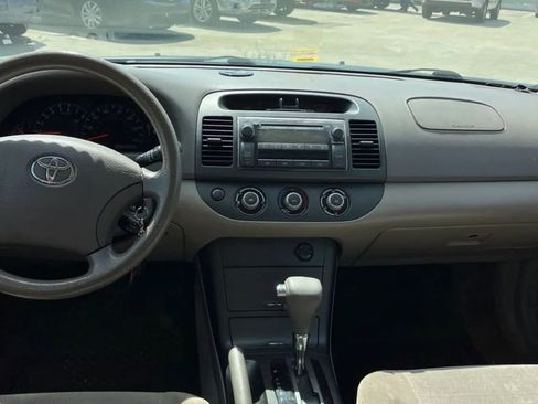 Used 2006 Toyota Camry LE FWD image 8