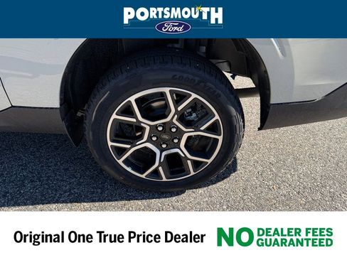 New 2025 Ford Maverick Lariat w/ 4K Tow Package image 26