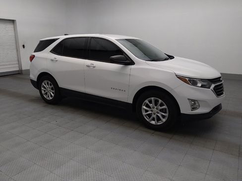 Used 2019 Chevrolet Equinox LS FWD image 11