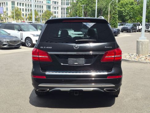 Used 2017 Mercedes-Benz GLS 450 4MATIC image 4