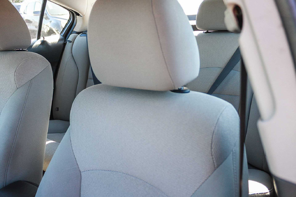 Used 2014 Chevrolet Cruze LT w/ Technology Package FWD image 25