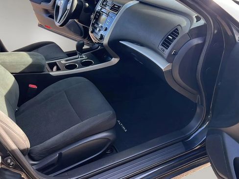 Used 2015 Nissan Altima 2.5 SV image 22