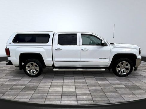 Used 2018 GMC Sierra 1500 SLT AWD/4WD image 8