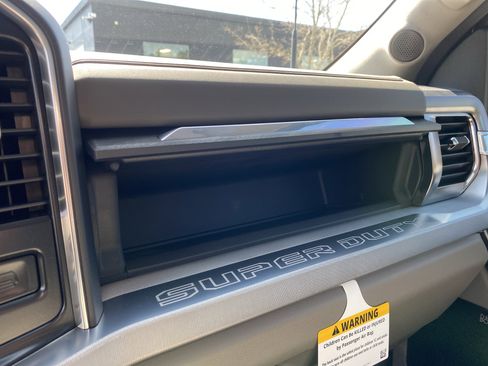 Used 2026 Ford F450 Platinum w/ Platinum Plus Package image 36